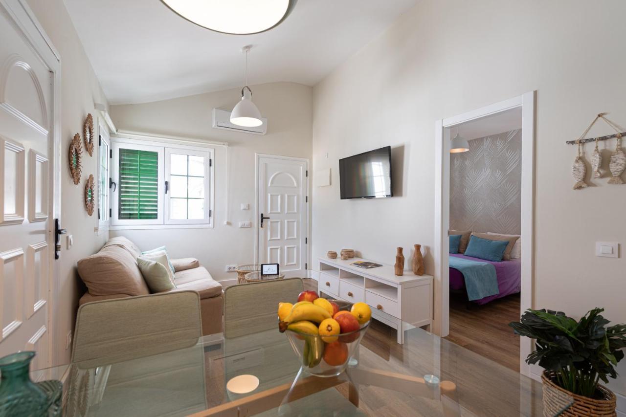 Homeforguest Modern And New Beachfront Apartment La Oliva Εξωτερικό φωτογραφία